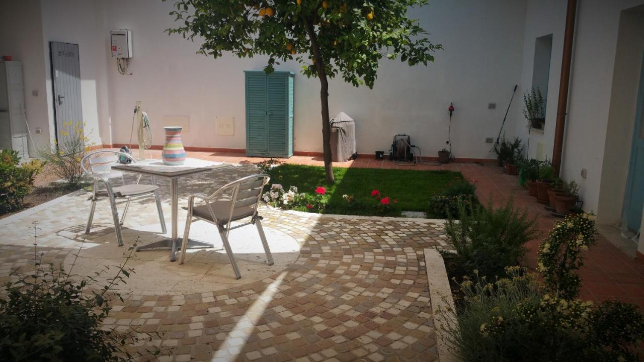 B&b-Le Rondini Monserrato Extérieur photo