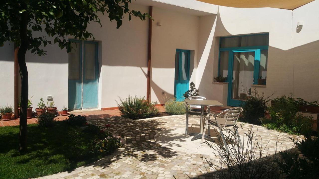 B&b-Le Rondini Monserrato Extérieur photo
